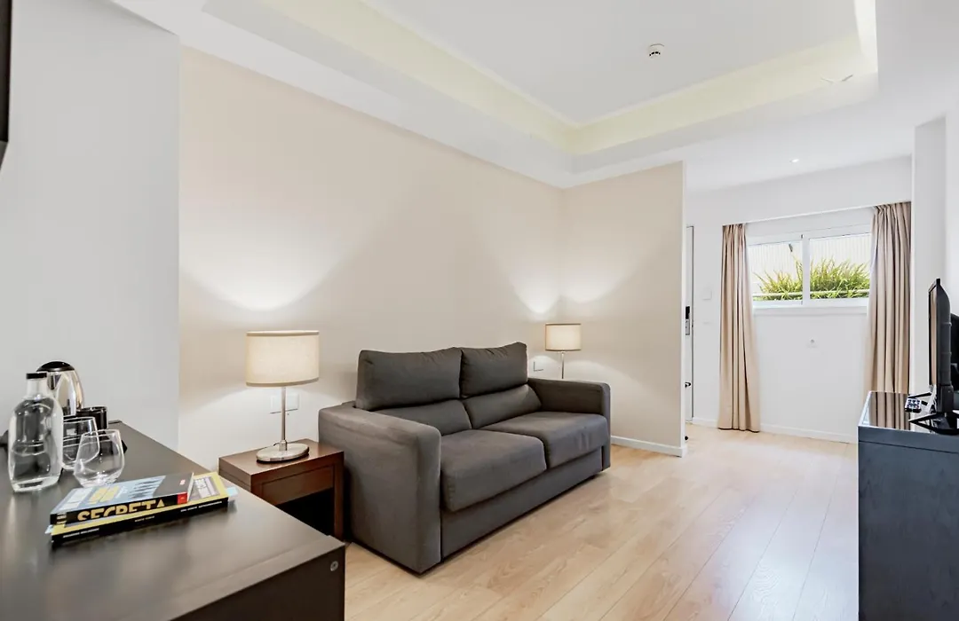 Lisboa Central Park Hotel Suites&Studios-1